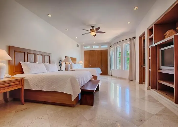 Casa Oceano Dorado Villa *